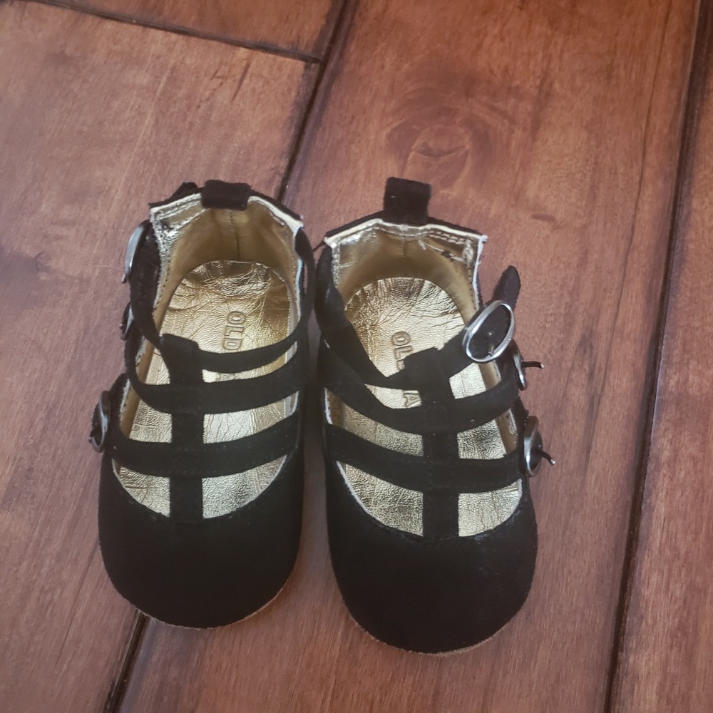 2 pair Old Navy baby shoes